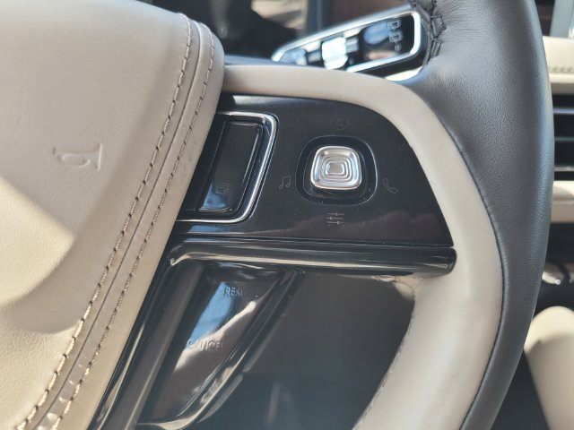 Certified 2023 Lincoln Aviator Reserve w/ Elements Package Plus RWD image 27