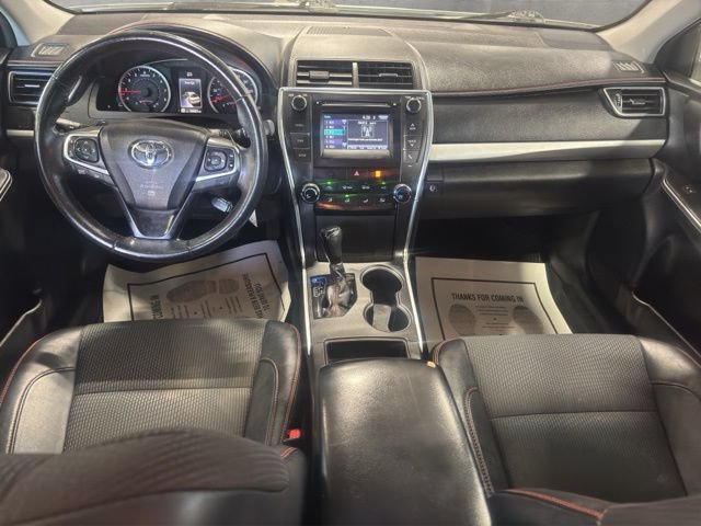 Used 2017 Toyota Camry SE FWD image 2