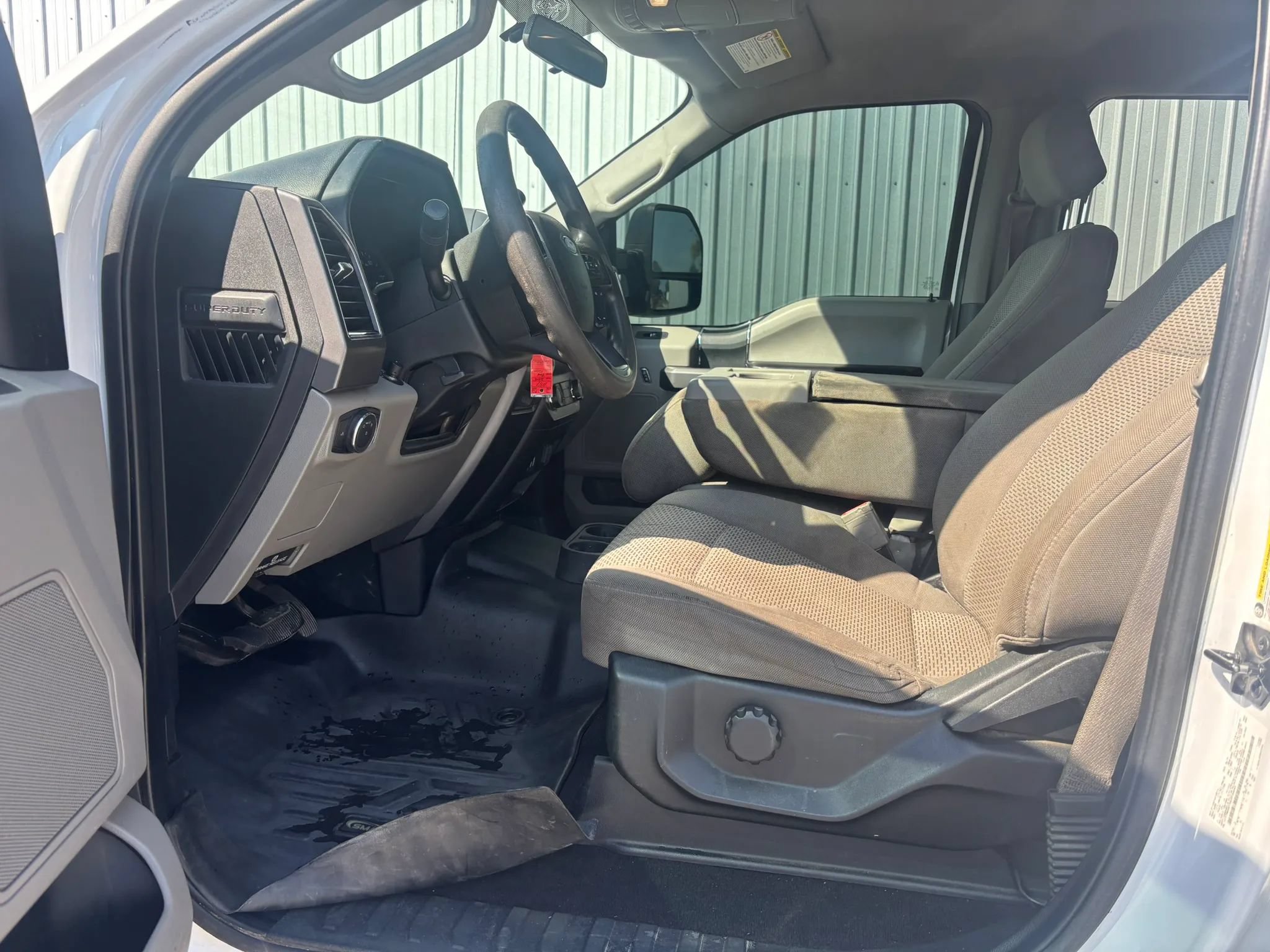 Used 2019 Ford F250 XLT w/ Snow Plow Prep Package AWD/4WD image 19
