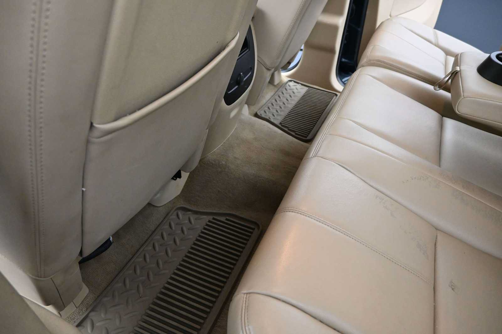 Used 2012 Chevrolet Silverado 3500 LTZ AWD/4WD image 21