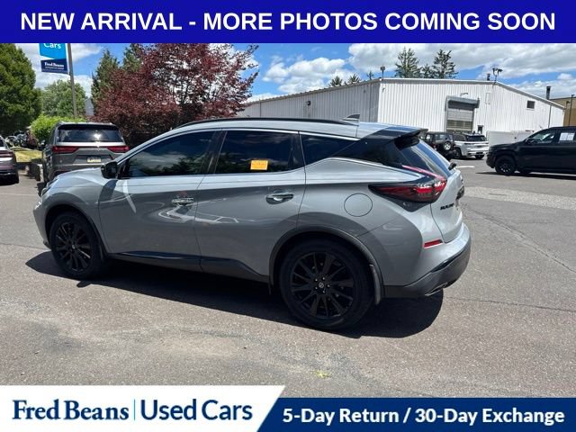 Used 2022 Nissan Murano SV w/ SV Midnight Edition Package FWD image 4
