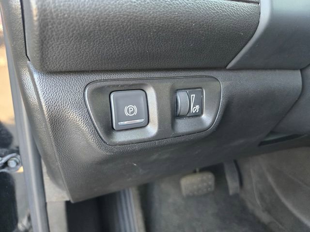 Used 2023 GMC Acadia SLT image 15