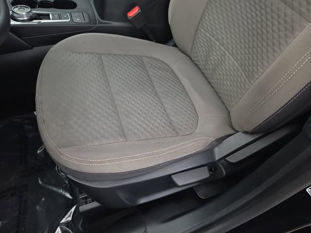 Used 2022 Ford Escape SE image 27