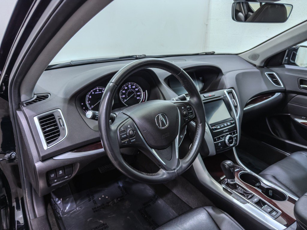 Used 2017 Acura TLX w/ Technology Package FWD image 13