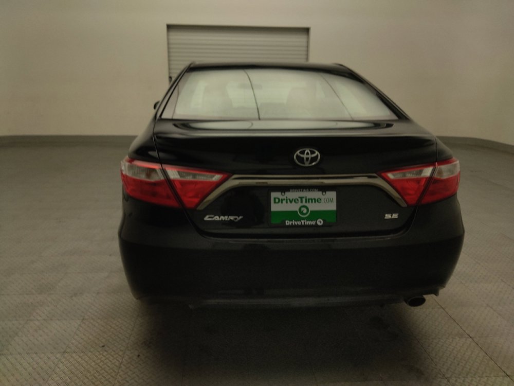 Used 2016 Toyota Camry SE image 7