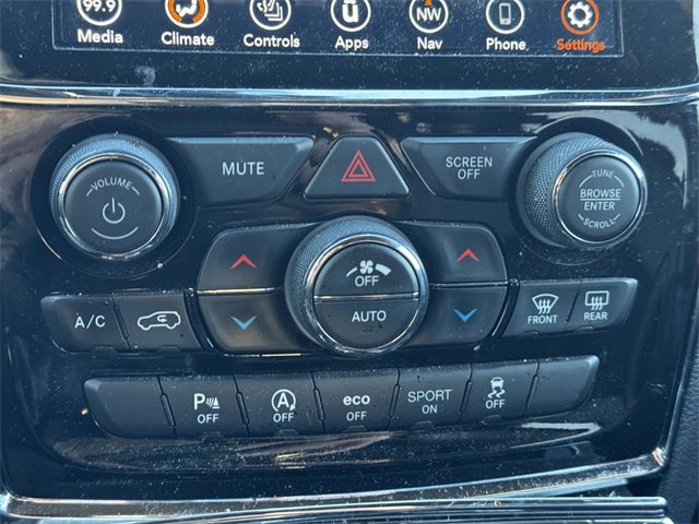 Certified 2022 Jeep Grand Cherokee Laredo X image 36