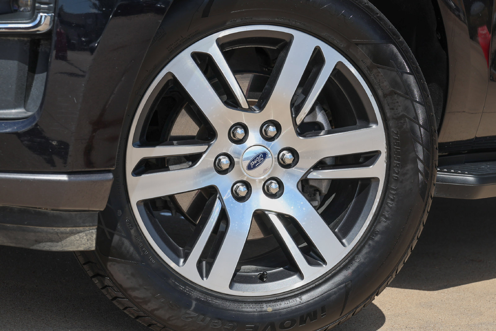 Used 2024 Ford Expedition Limited RWD image 13