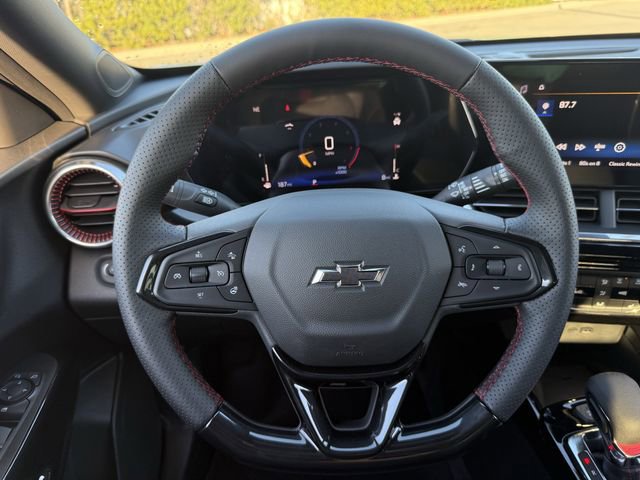 New 2026 Chevrolet Trax RS w/ Sunroof Package FWD image 13