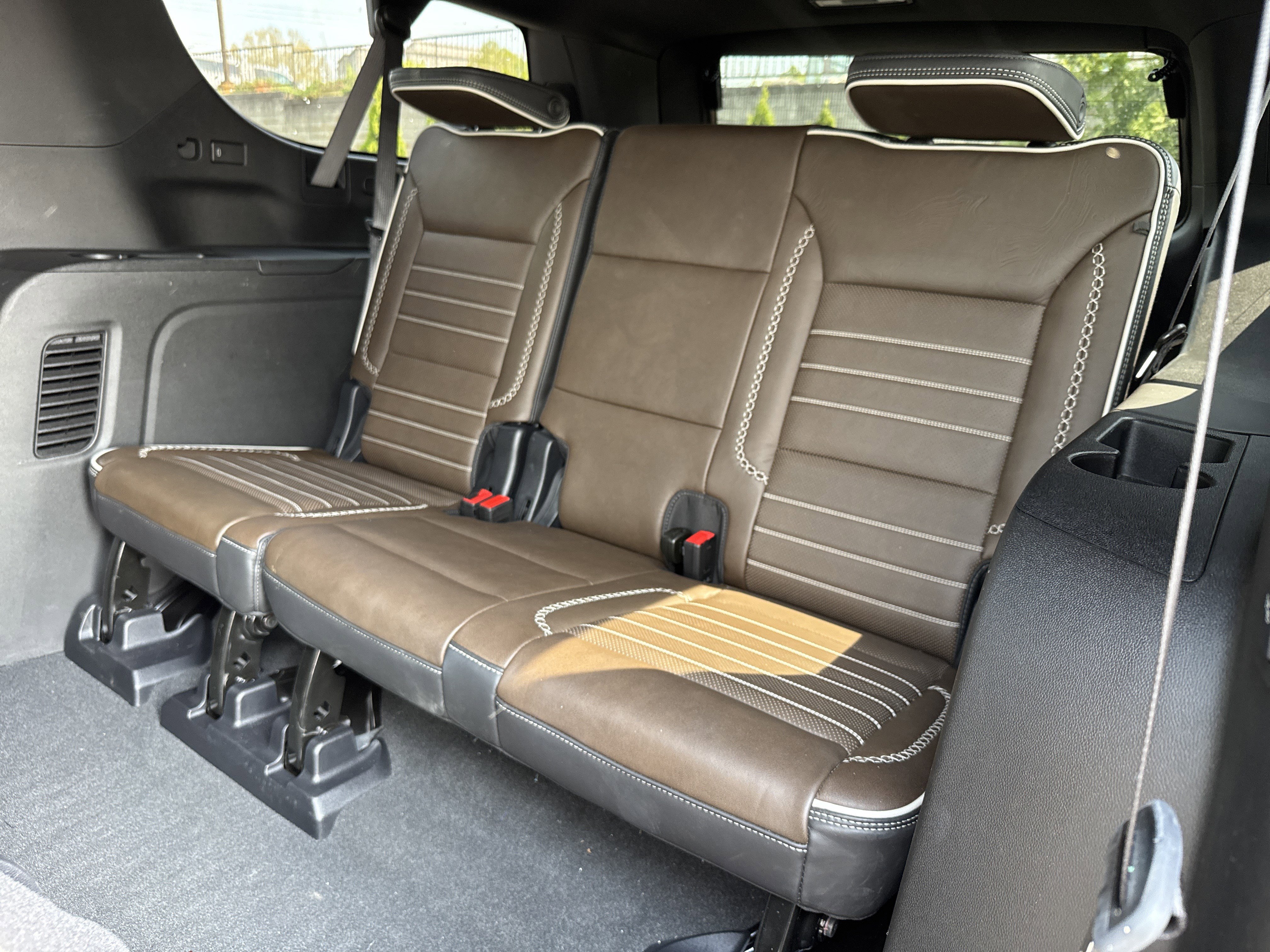 Used 2025 GMC Yukon XL Denali Ultimate image 34