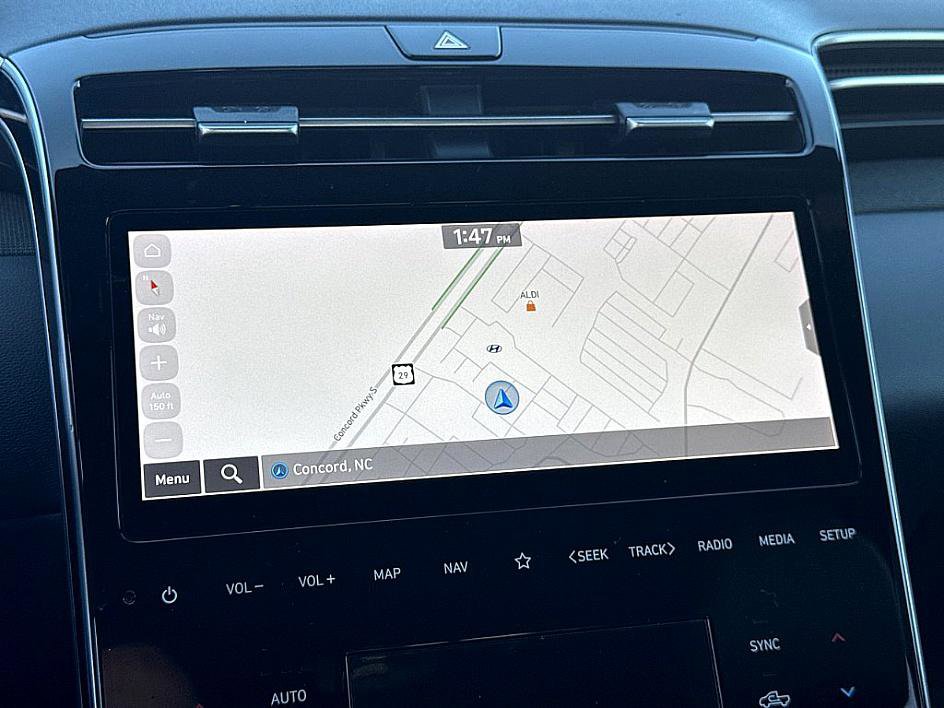 Used 2023 Hyundai Santa Cruz Limited image 14