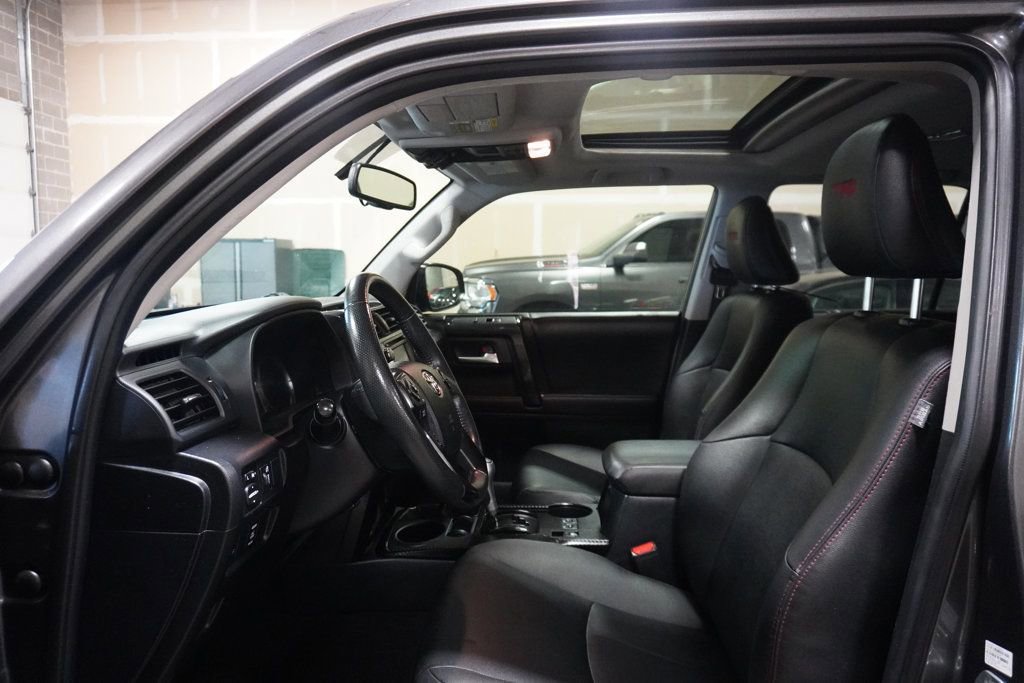 Used 2019 Toyota 4Runner TRD Off-Road Premium image 5