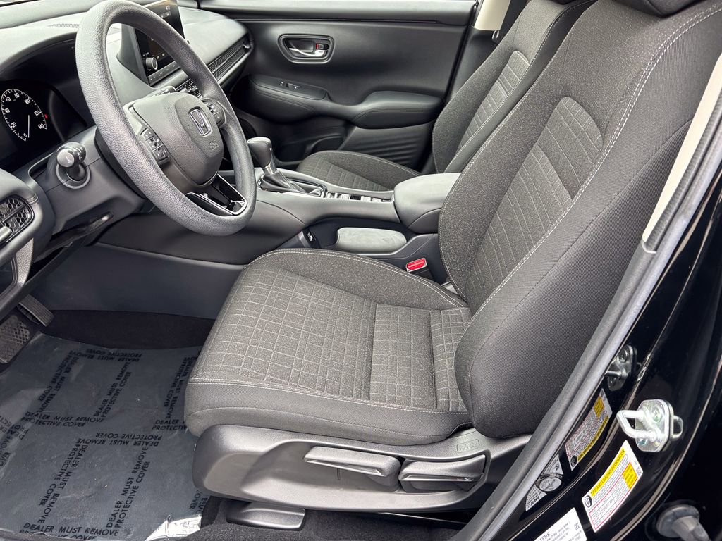 Used 2023 Honda HR-V LX image 16