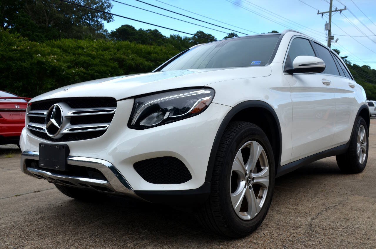 Used 2018 Mercedes-Benz GLC 300 4MATIC image 2