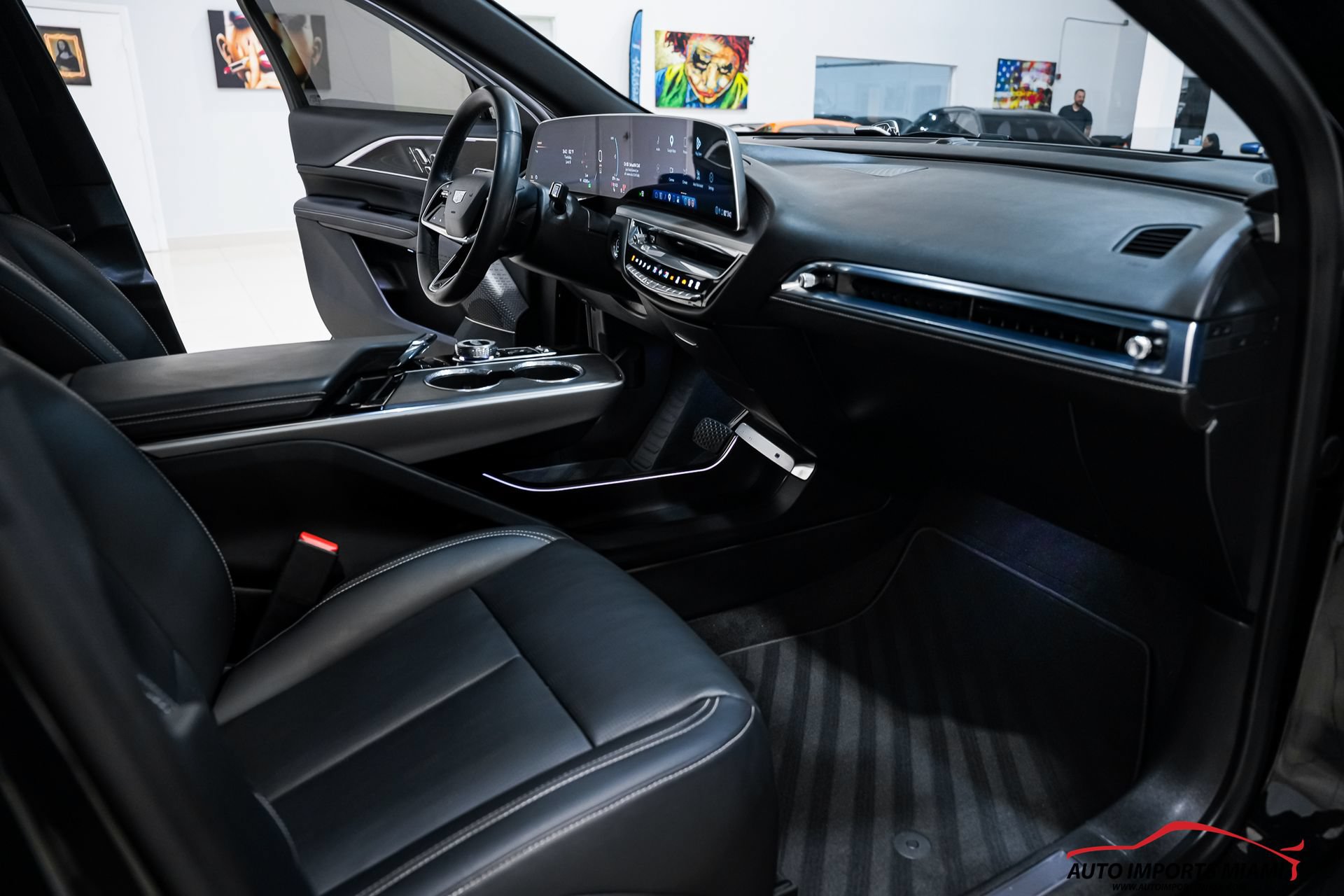 Used 2024 Cadillac Lyriq Sport RWD image 12