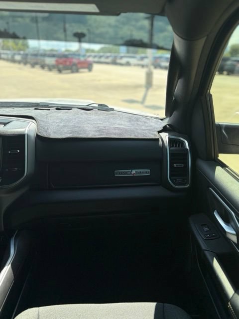 Used 2020 RAM 1500 Big Horn RWD image 17