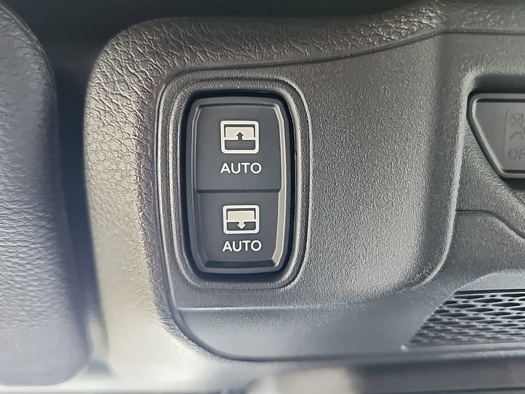 New 2026 Jeep Wrangler Unlimited Sahara AWD/4WD image 37