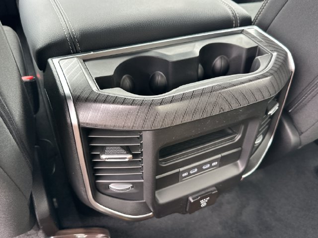 New 2027 RAM 1500 4x4 Crew Cab image 17
