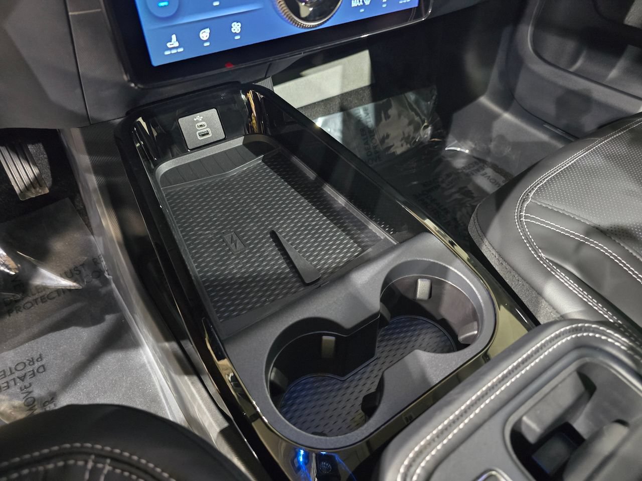New 2025 Ford Mustang Mach-E Premium AWD/4WD image 29