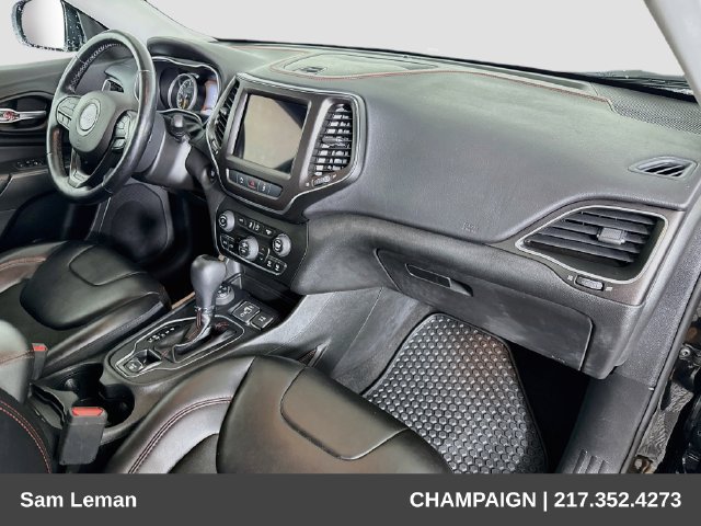 Used 2021 Jeep Cherokee Trailhawk AWD/4WD image 27