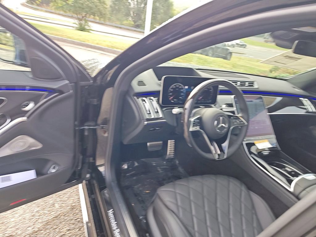 New 2026 Mercedes-Benz S 580 4MATIC Sedan image 9