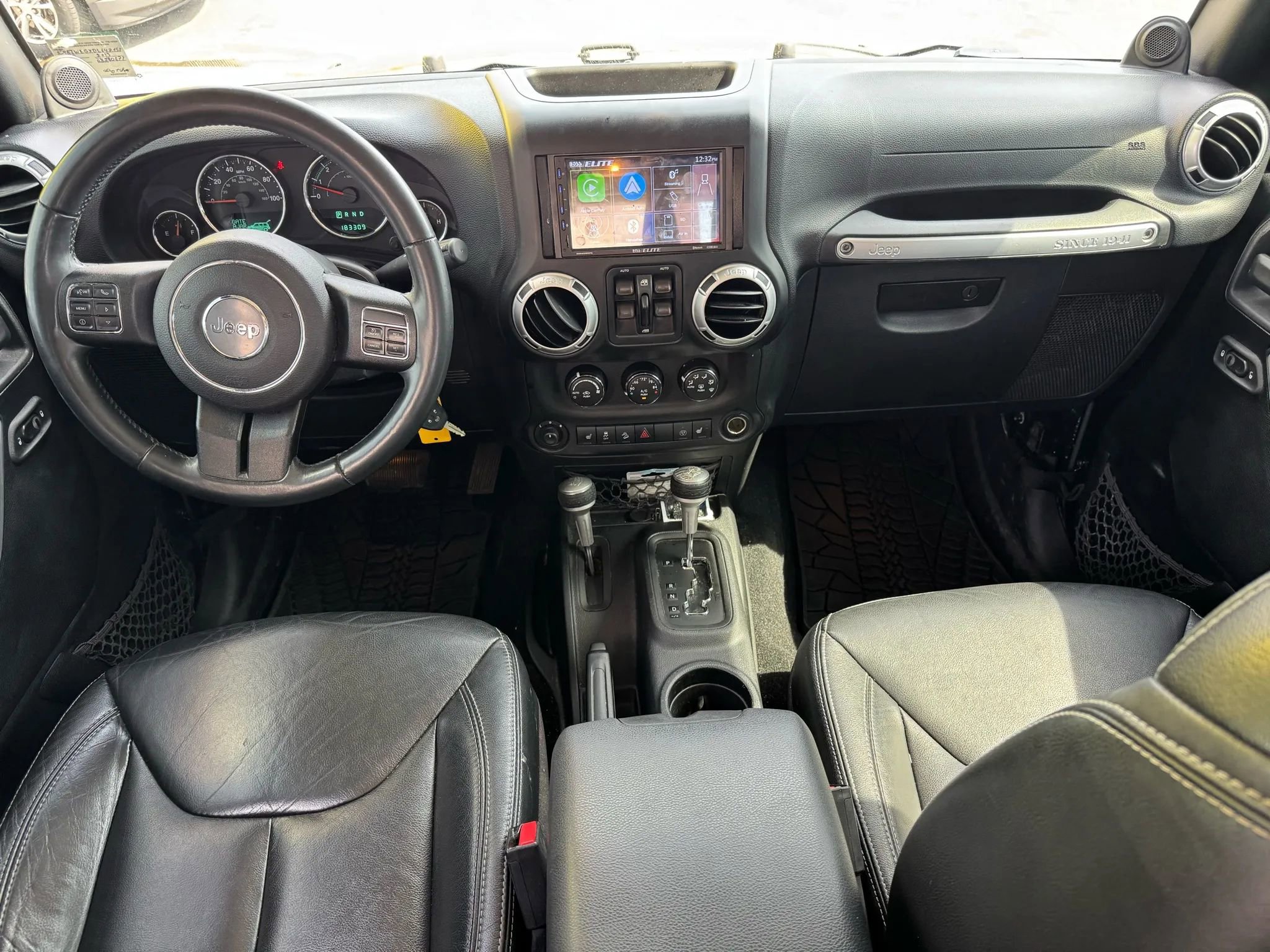 Used 2013 Jeep Wrangler Unlimited Sahara w/ Connectivity Group image 17