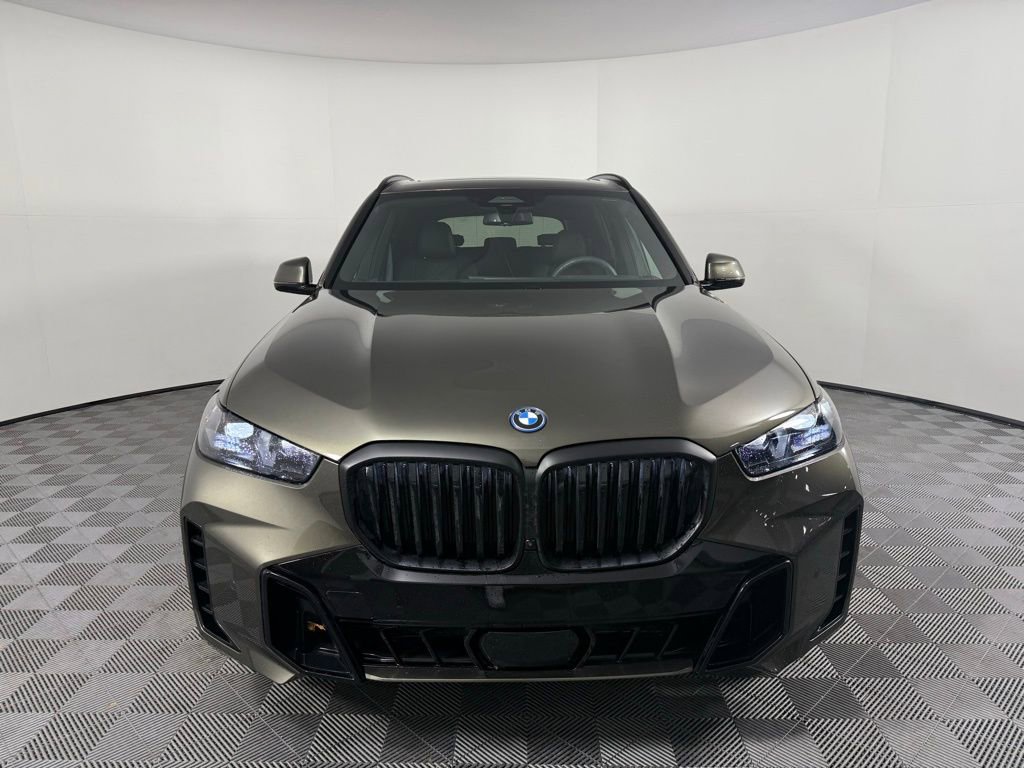Used 2025 BMW X5 xDrive50e w/ M Sport Package image 2