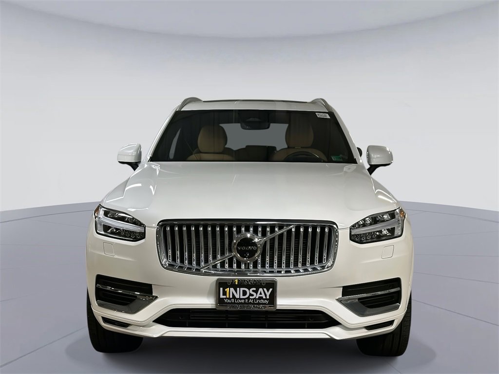 Used 2025 Volvo XC90 T8 Ultra w/ Protection Package Premier image 5