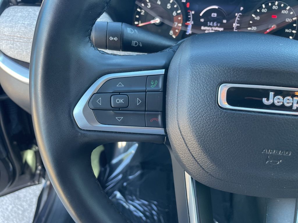 Used 2022 Jeep Compass Latitude image 13