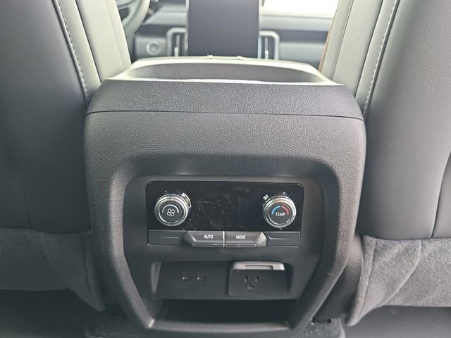 New 2025 GMC Acadia AT4 w/ Super Cruise Package image 21