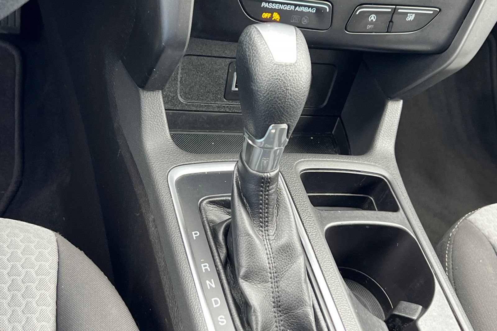 Used 2017 Ford Escape SE FWD image 21