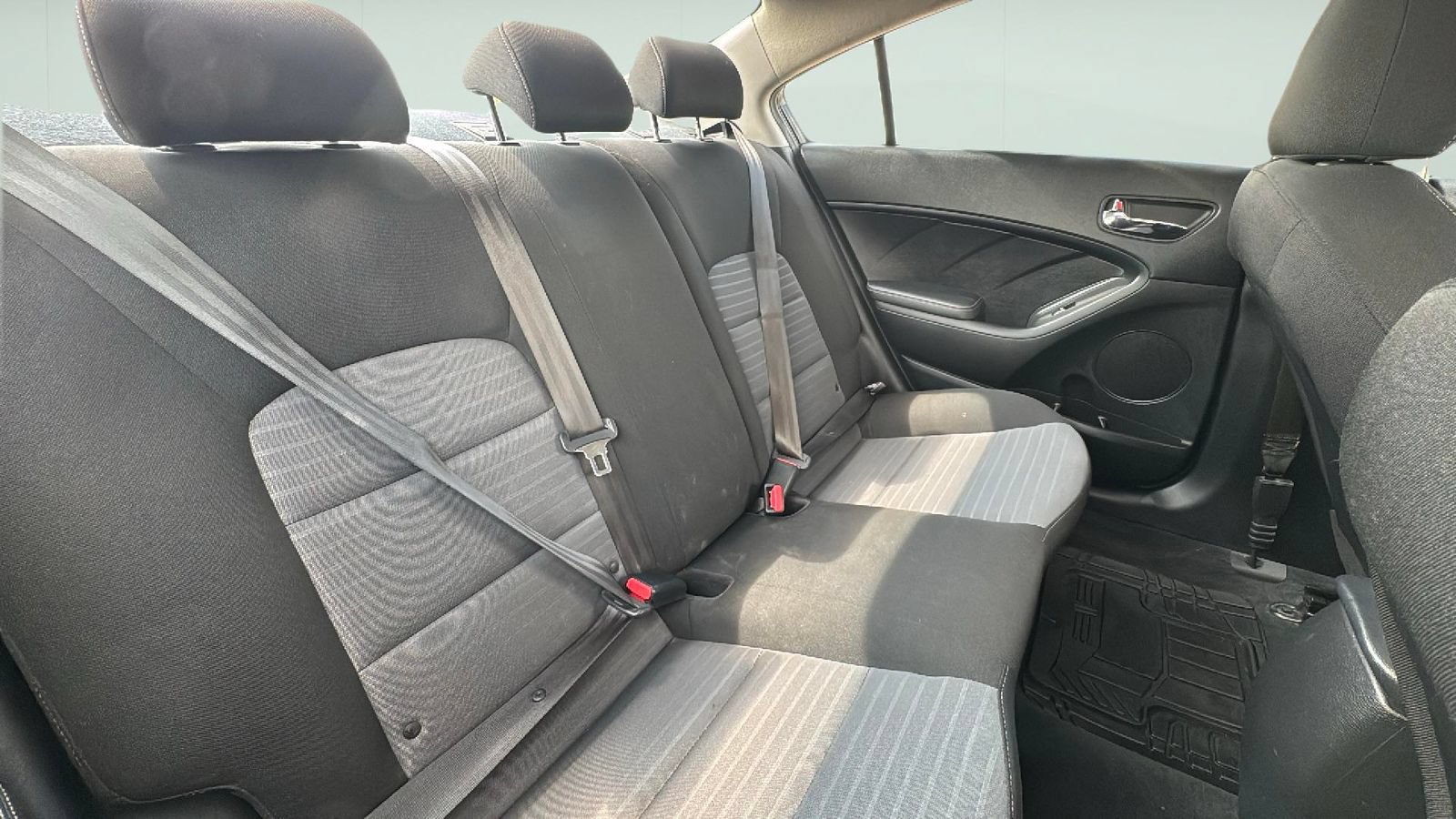 Used 2018 Kia Forte S FWD image 24