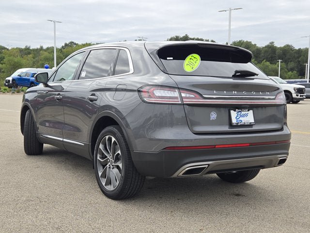 Used 2023 Lincoln Nautilus Reserve AWD/4WD image 14