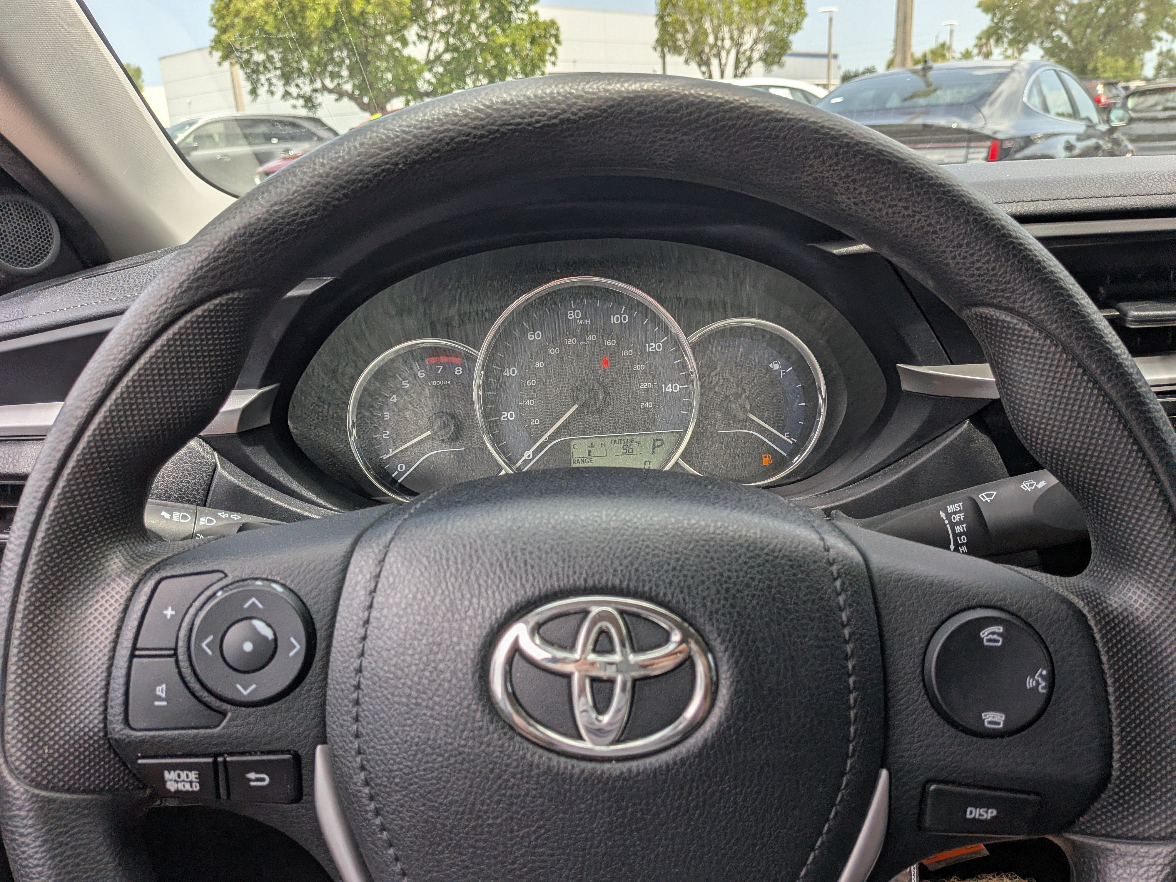 Used 2016 Toyota Corolla L FWD image 25