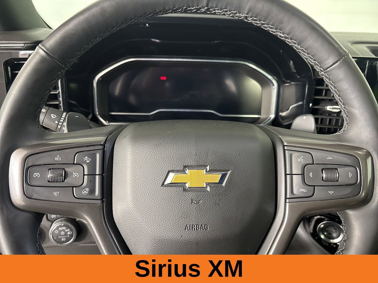 Used 2025 Chevrolet Silverado 1500 High Country w/ Technology Package image 13