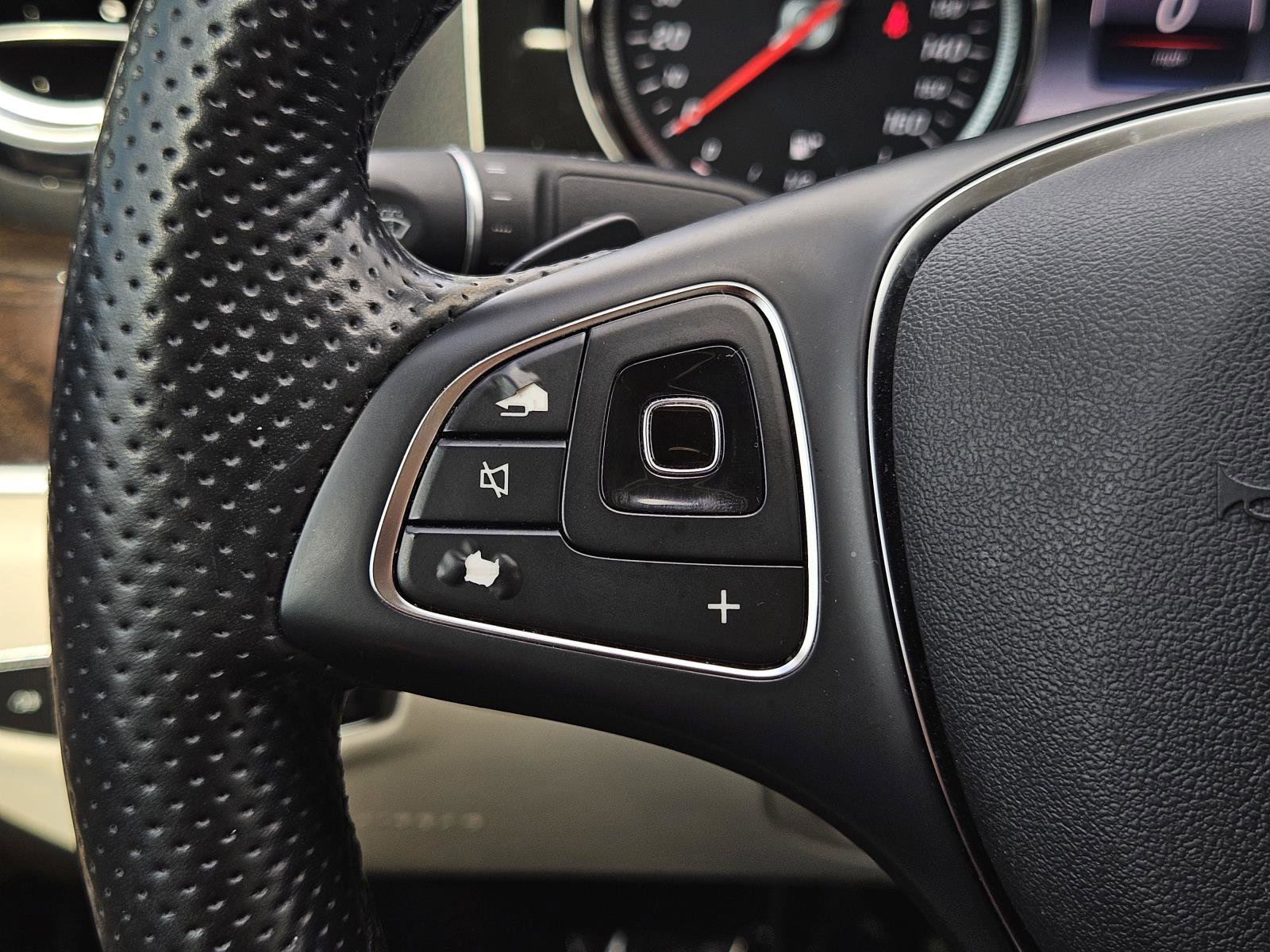 Used 2017 Mercedes-Benz E 300 image 16