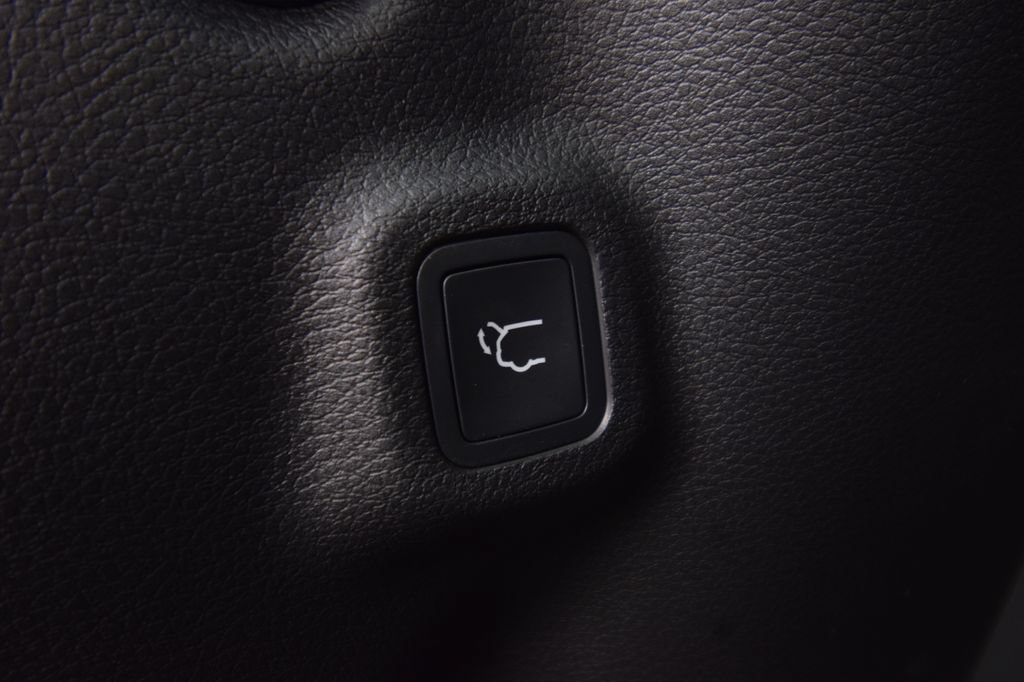 New 2026 Jeep Compass Limited w/ Sun, Sound & Navigation Group AWD/4WD image 37
