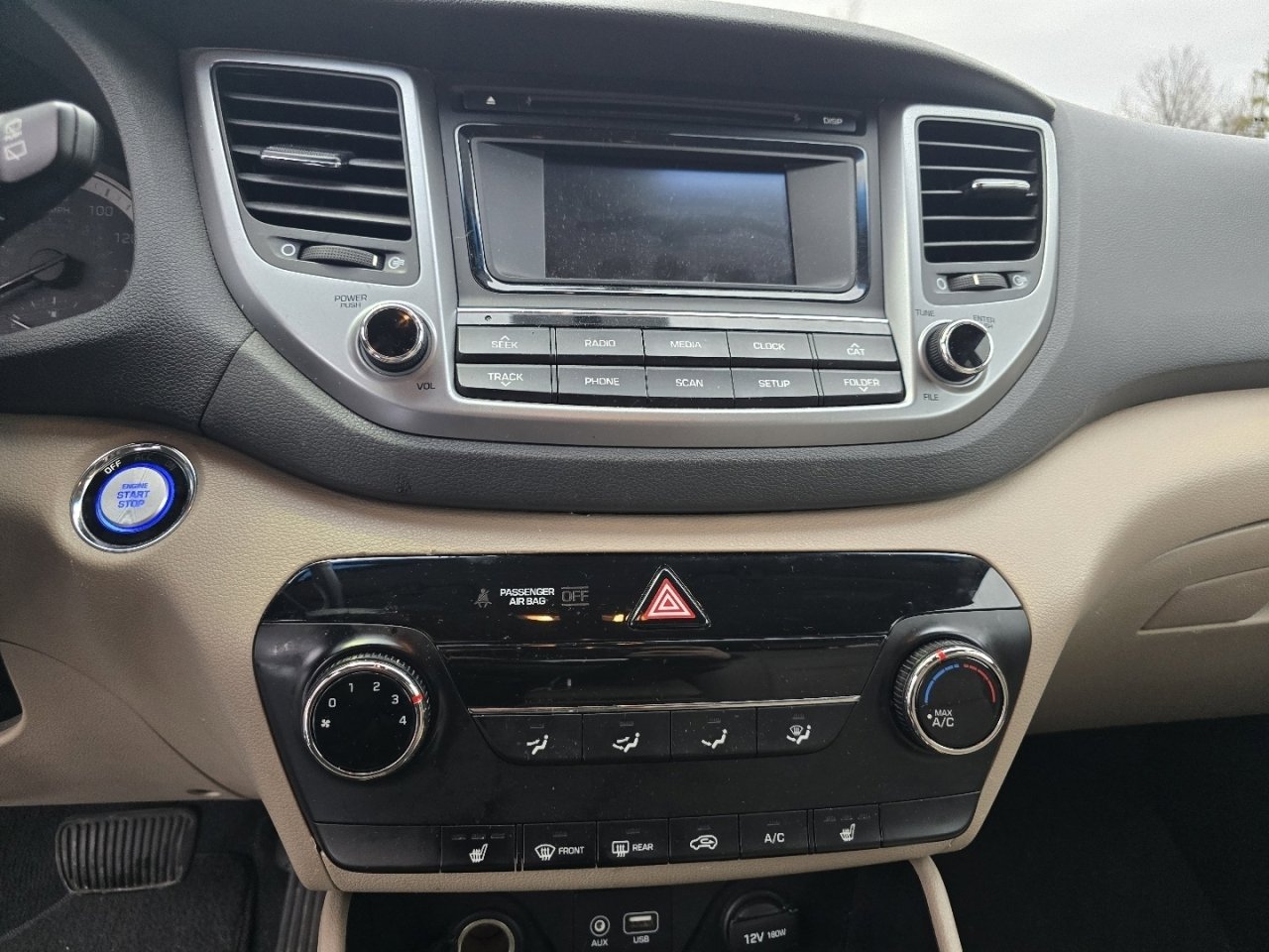 Used 2016 Hyundai Tucson Sport image 17