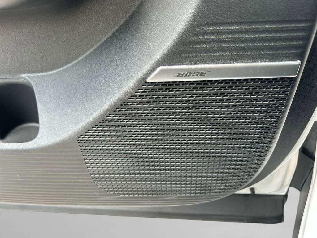 Certified 2024 Hyundai Santa Fe Limited FWD image 22