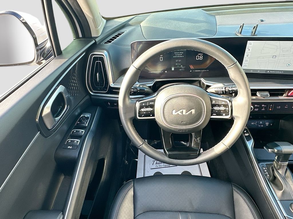 Certified 2025 Kia Sorento EX image 22