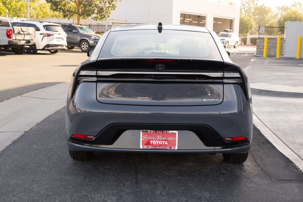 New 2026 Toyota Prius Plug-In Hybrid FWD image 6
