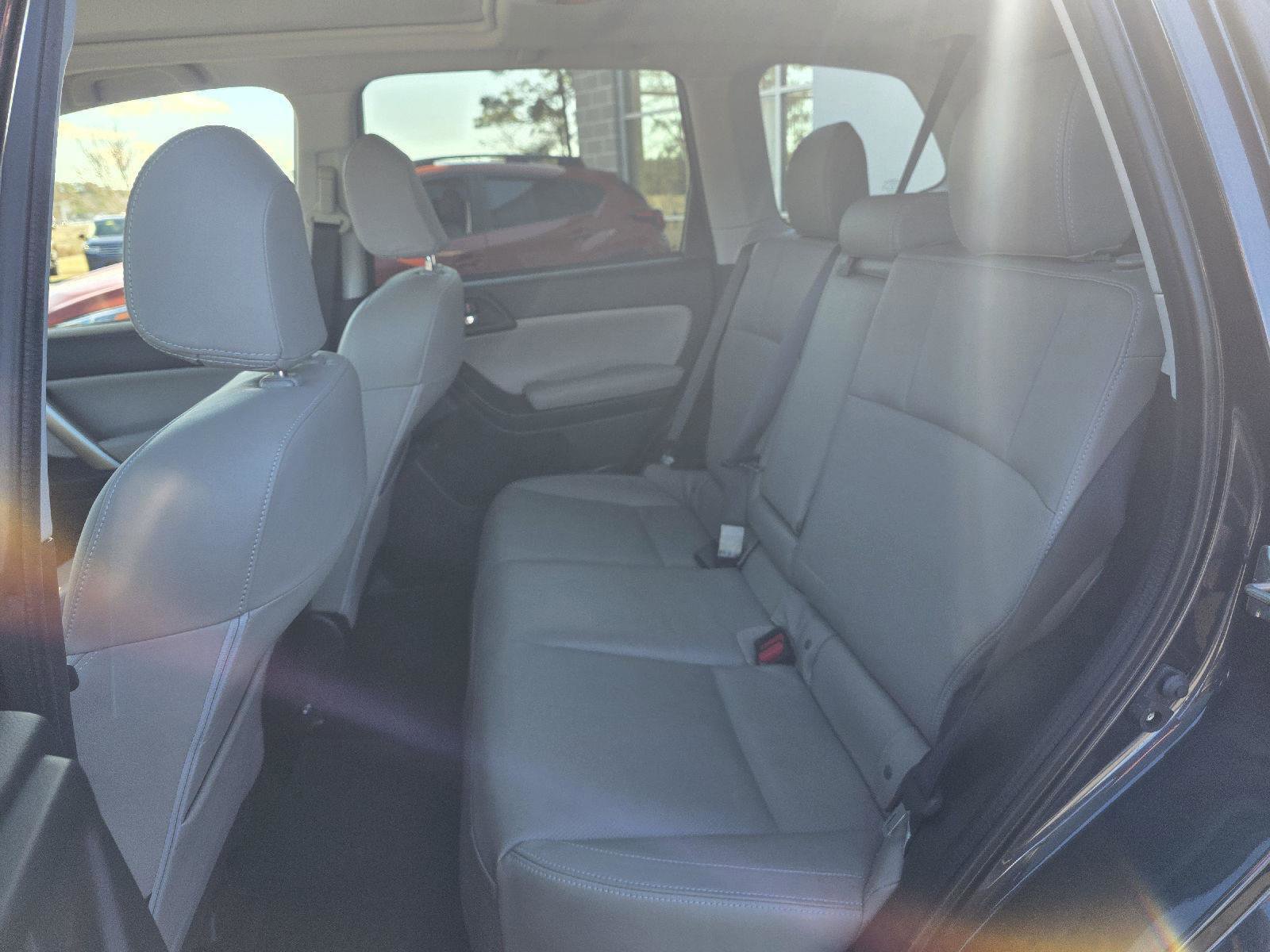 Used 2017 Subaru Forester 2.5i Limited image 13