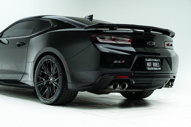 Used 2018 Chevrolet Camaro ZL1 image 20