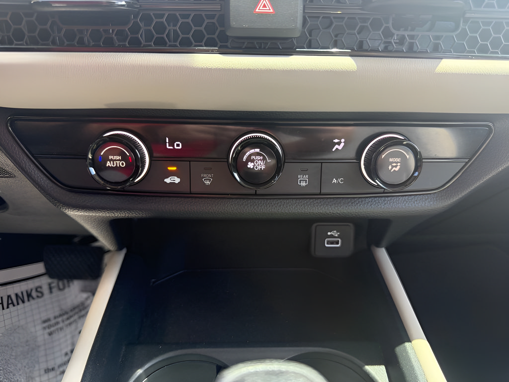 Certified 2023 Honda HR-V LX image 28