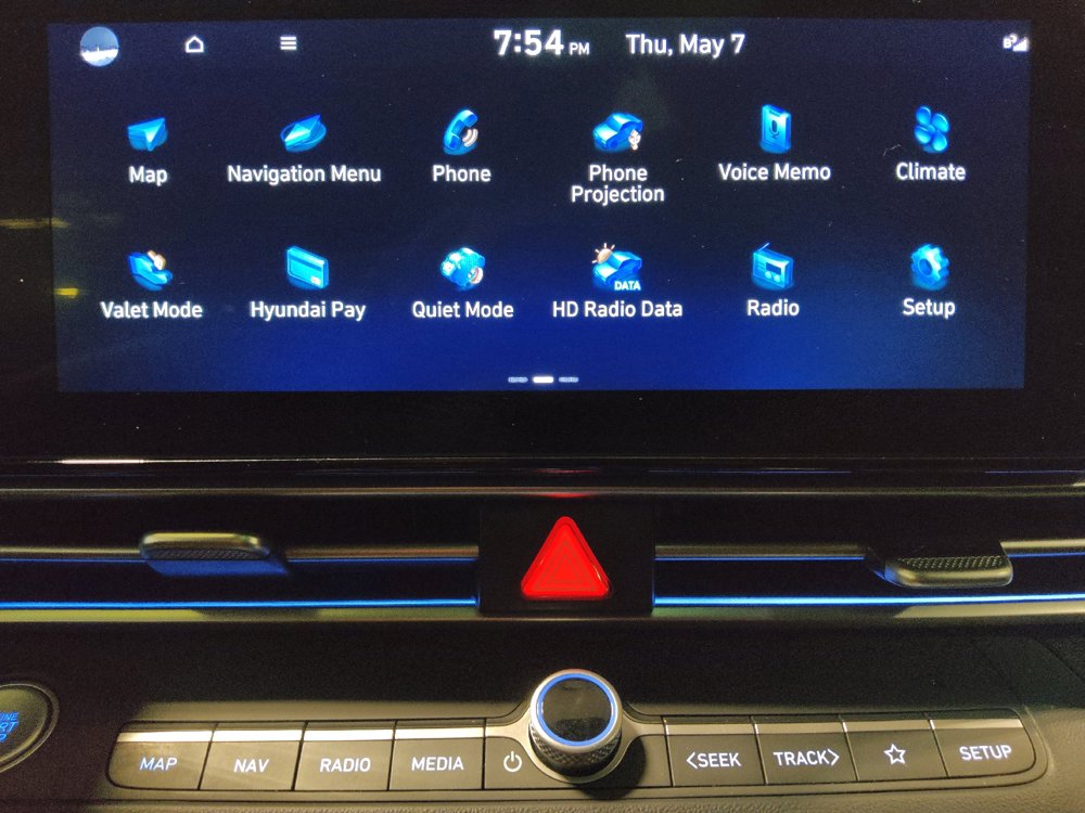 Used 2024 Hyundai Elantra SEL FWD image 25