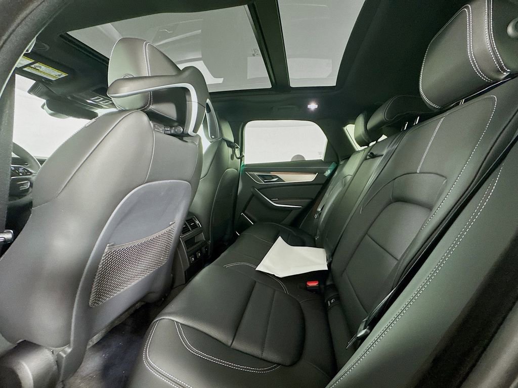 New 2026 Jaguar F-PACE R-Dynamic S image 24