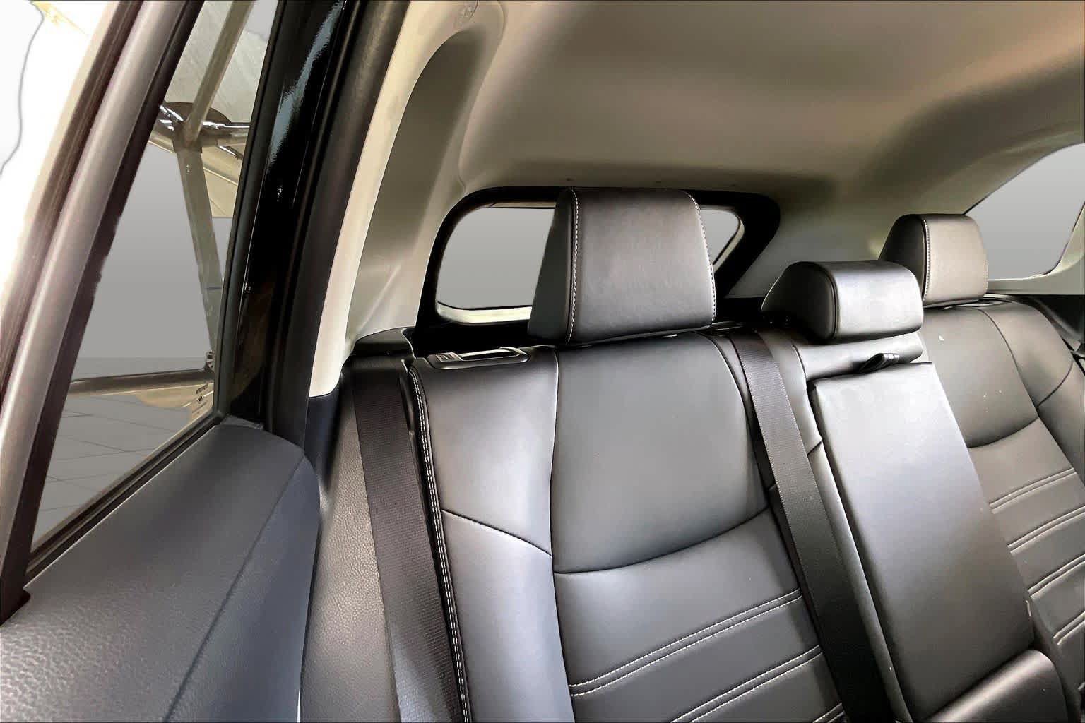 Used 2025 Toyota RAV4 XLE Premium w/ Weather Package AWD/4WD image 19