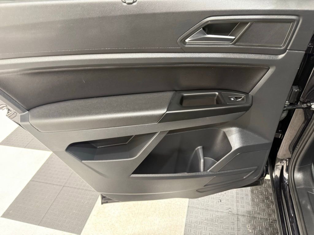 Used 2021 Volkswagen Atlas SE image 16