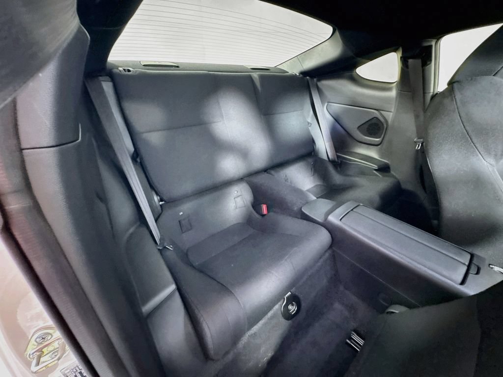 Used 2024 Toyota GR86 RWD image 31