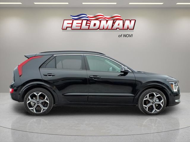 Used 2024 Kia Niro EX Touring FWD image 4