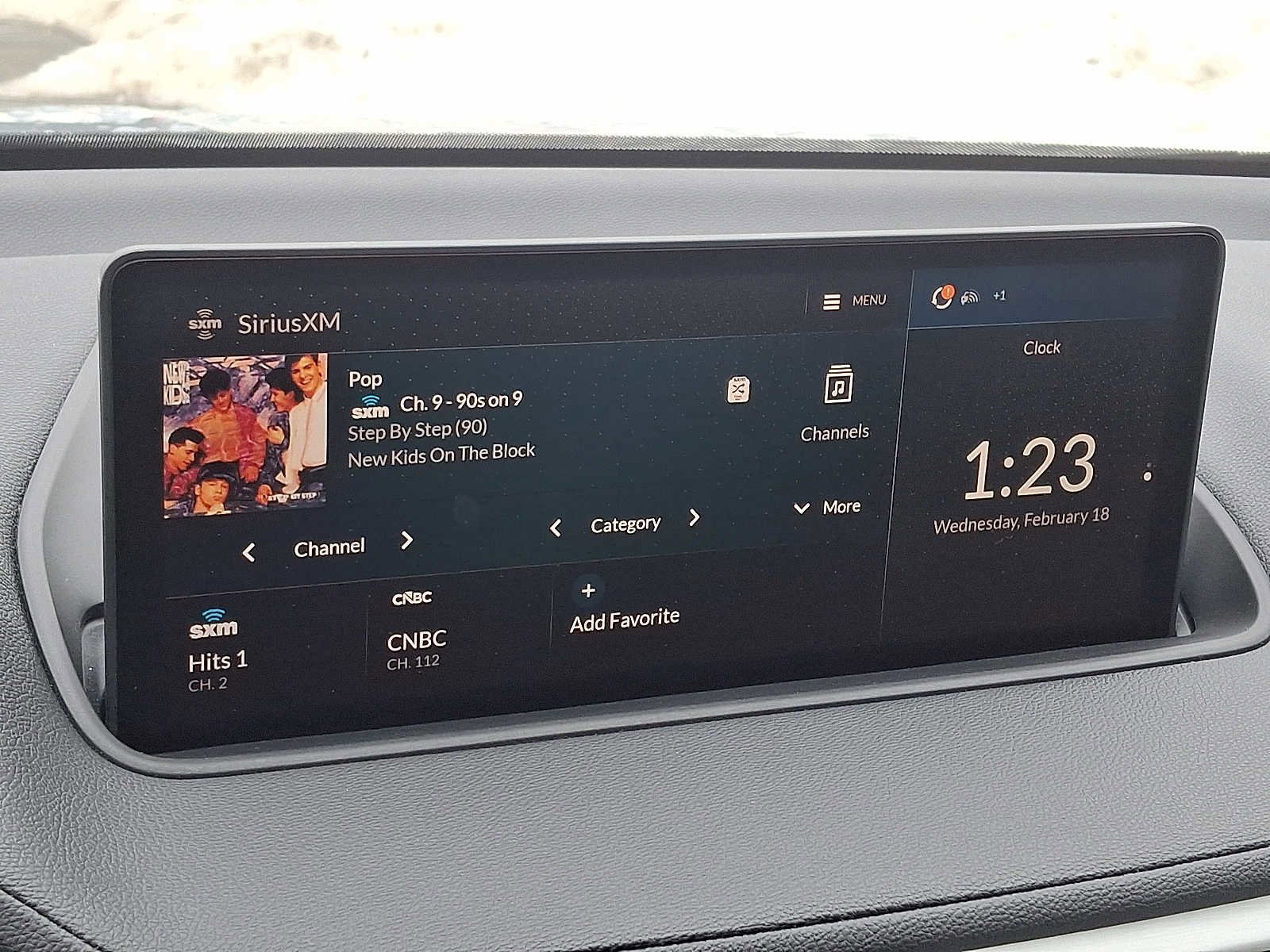 Used 2023 Acura MDX SH-AWD image 19